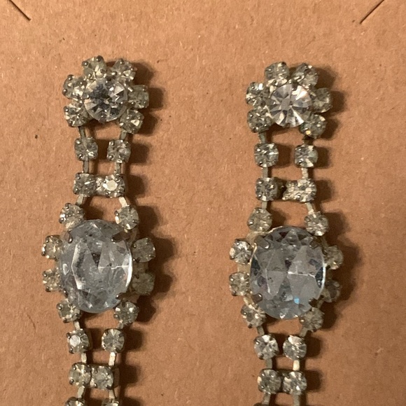 Silver Chandelier Earrings EUC - Picture 2 of 6